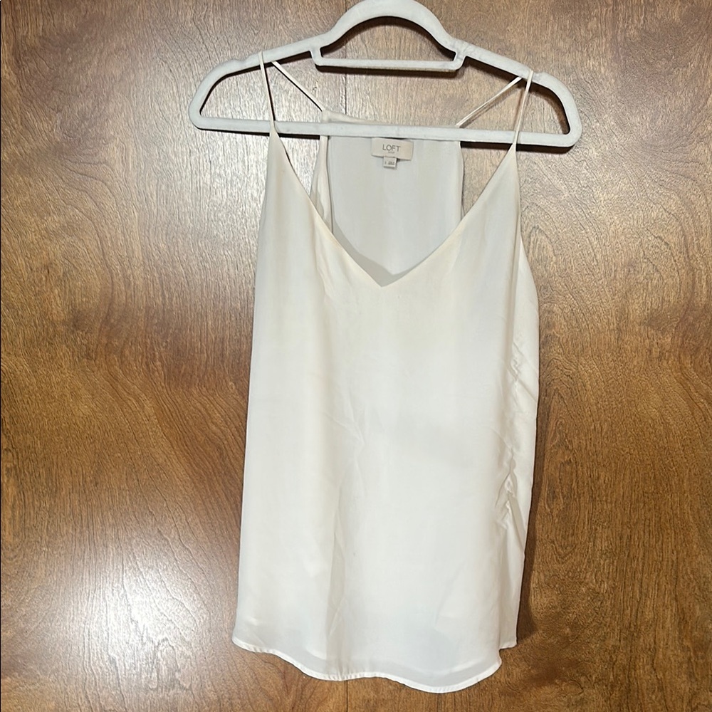LOFT Cream V-Neck Sleeveless Camisole
